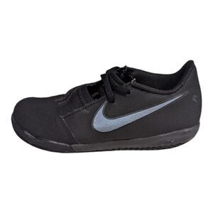 Nike Phantom VNM Academy Turf Junior Black Indoor Soccer Cleats Child Size 10